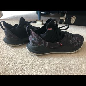 UA Curry 5 Tokyo Nights Colorway Rare Size 11